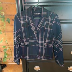 Super cute plaid blazer